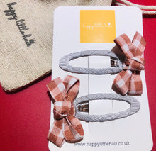 Load image into Gallery viewer, Gingham Bow hair clip