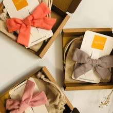 Load image into Gallery viewer, Bowlicious hair clip