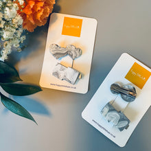 Load image into Gallery viewer, Mini Marble effect hair clip set